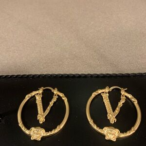 Smaller Size Gold Hoop Earrings with Lion Detail Size 5 Cm